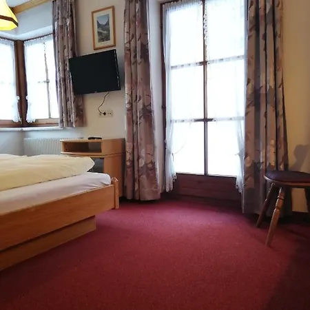 Gasthuis Haus Alpengruss 3*