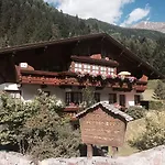Haus Alpengruss Sankt Leonhard im Pitztal