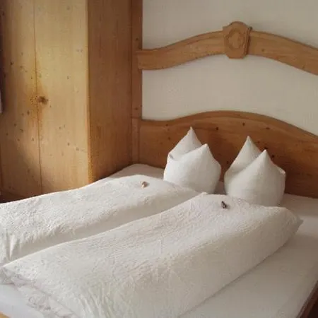 Haus Alpengruss Guest house