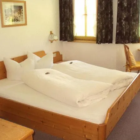 Guest house Haus Alpengruss 3*